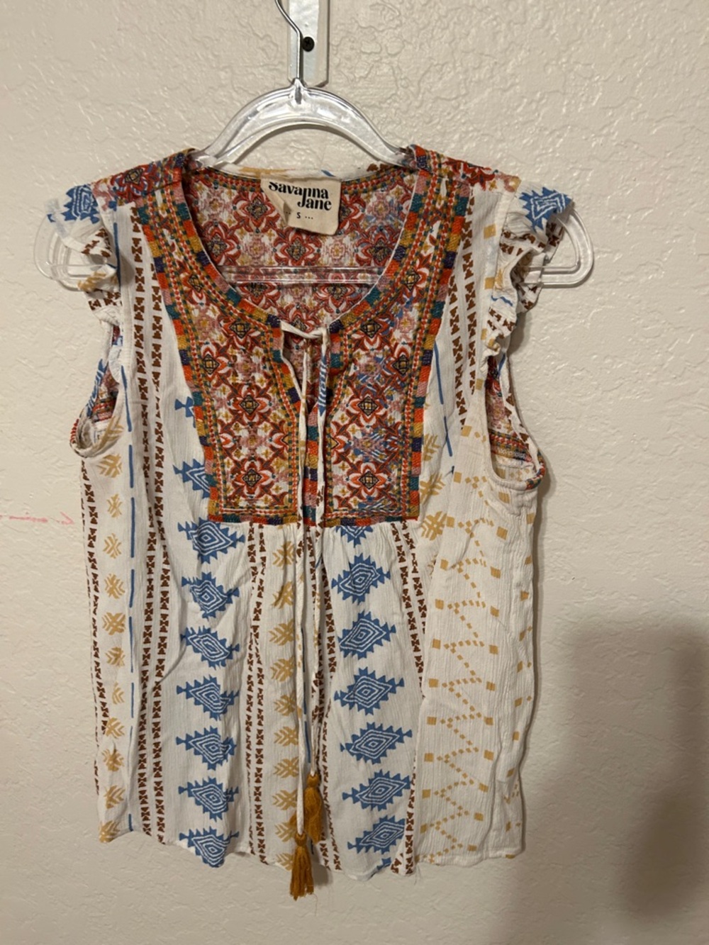 🐕‍🦺Savanna Jane White Sleeveless Boho Embroidered Tassel Top size S GUC - Picture 2 of 10